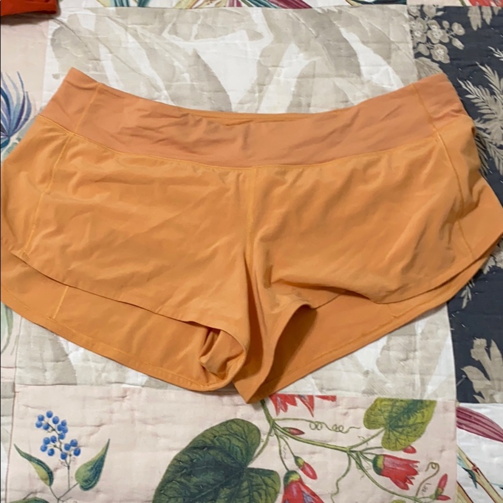 SOLD Lululemon Speed Up Short High-Rise *2.5*